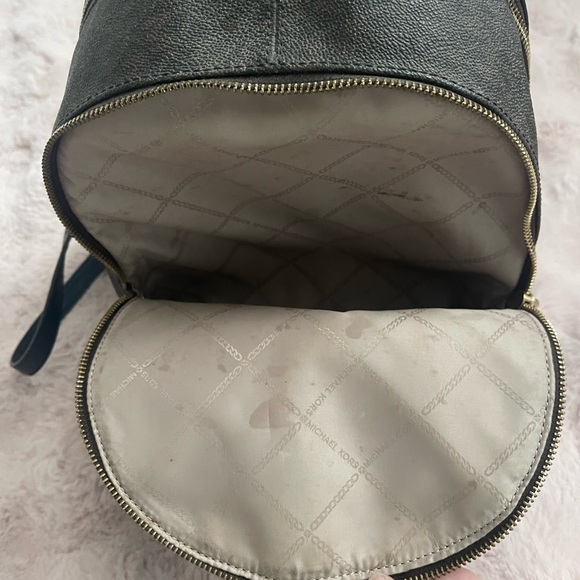 Used Michael Kors Rhea Zip backpack - Picture 8 of 17